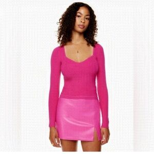 NWT Aritzia Wilfred Tempest / Patio Vegan Leather Mini Skirt in Vital Pink